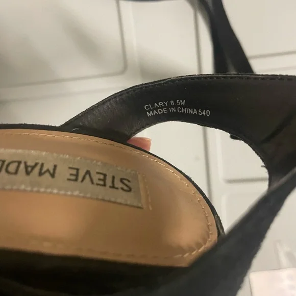 Steve Madden Wrap Black Suede Clary Heels - Picture 7 of 8